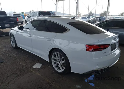 2024 Audi A5 Sportback Premium 45 Tfsi S Line Quattro S Tronic z USA, uszkodzony, nr VIN WAUDACF52RA058005